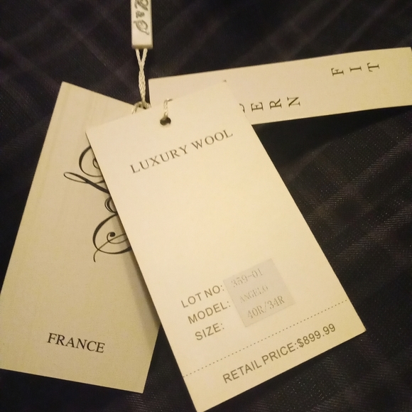 Nwt Brand new L & G Angelo suit from France - Picture 2 of 5